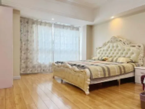 Mudanjiang Wanda Plaza Walnut Apartment
