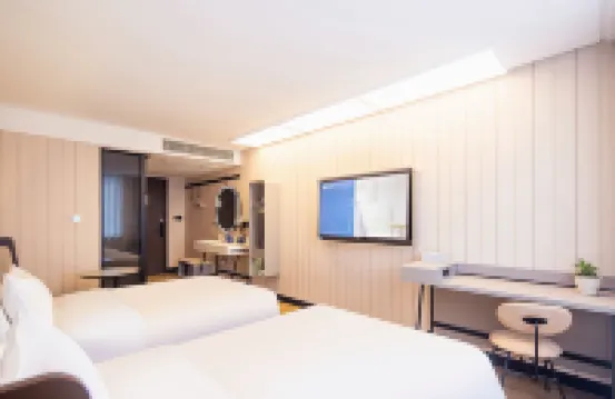 HanTing Hotel (Minquan Railway Station Bingxiong Avenue) Hotels in Minquan