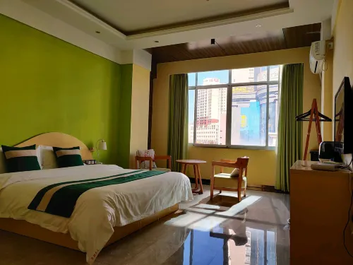 Panzhou Seven-color Hotel