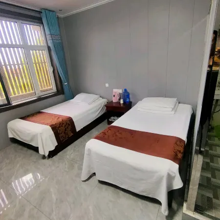 Zhaoxian Yehua Hotel