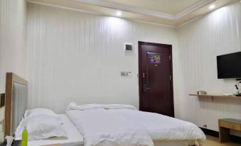 Yunfu Yilong Apartment Hotel