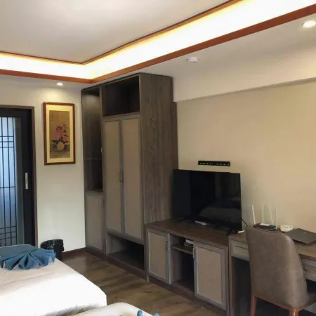 Tonghai Yuanheng Inn