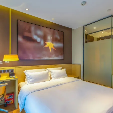 runjie Hotel (Huishui Guizhou Weinan Economic College)