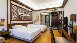 huanxiu-resort-and-spa-hotel