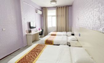 Funan HongQingting Hotel