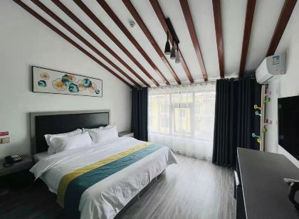 Kelaixuan lvdian (Shangqiu zhiyejishuxueyuandian)