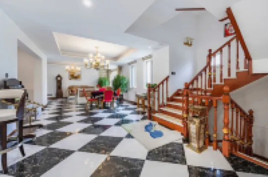 Huzhu Rainbow Tribe Resort Hotel Hotels in Huzhu