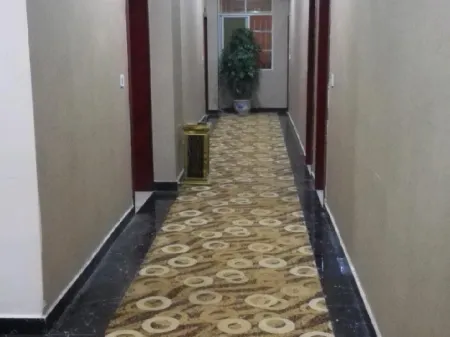 Yanyuan Jinchen Business Hotel Отели в г. Яньюань