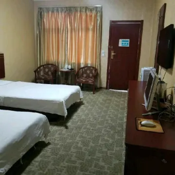 Luochuan Tonghui Hotel