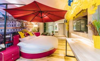 Love nest Meisu Hotel (Zhengzhou University of science and technology store)