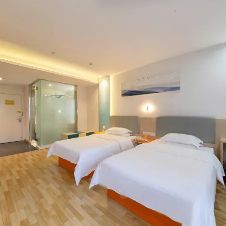 7Days Inn Hotel (Lu'an Yintai Department Store)