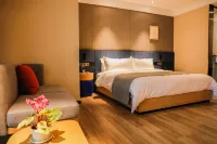 LanOuShangPin Hotel (Jinzhou Hongxing Meikailong) - balcony