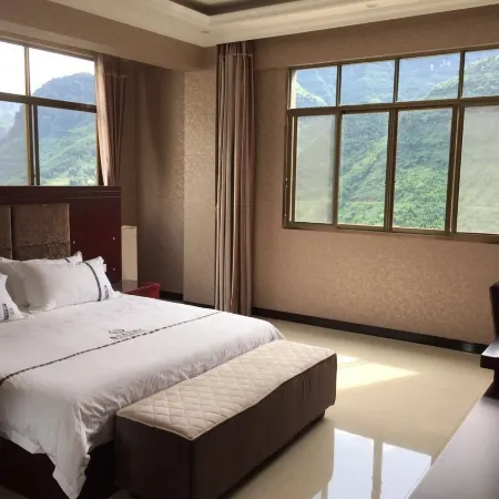 Daguan Xinhao Business Hotel