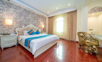 Longhai Yuelaiden Hotel