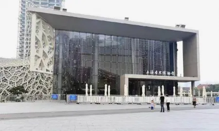 Motel Hotel (Shanghai Changping Road Metro Station)