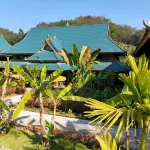 Jinghong Huayao Dai Farmhouse Chinese Inn