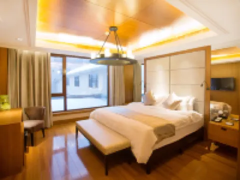 โรงแรมอะลูมิเนียม ผิงกัว (สวนวัฒนธรรมและโรงยิม ผิงกัว)