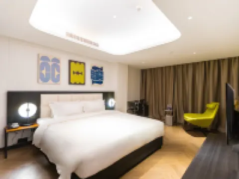 CHAMPS-ELYSEES HOTEL فنادق في لوفنغ