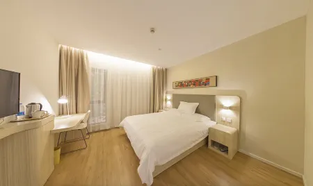 HanTing Hotel (Shanghai Dahua Third Road Subway Station)