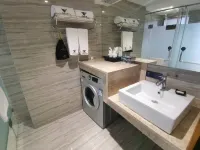 Lock Time Hotel