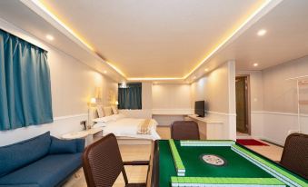 Longcheng Hotel (Binyang Jianshe East Road)