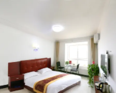 Hongyun Hotel (Changsha High Speed South Railway Station)