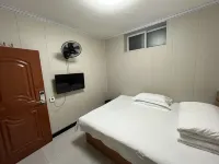 Huolin Gol Star Hotel