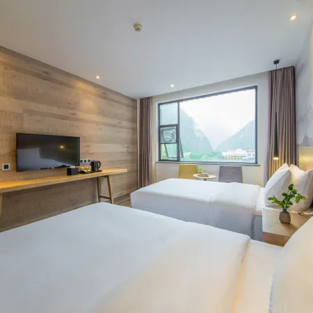 YinXiuYunQiHotel