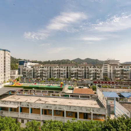 Garden Hotel