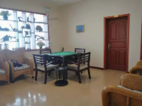 Yongzhong Zangjia Inn