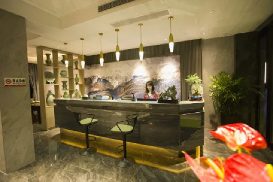 Jiuyue Smart Hotel (Yiwu Railway Station Airport) Отели рядом с Аэропорт Иу