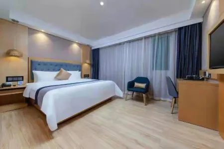 Ease Hotel (Shenzhen Huaqiangbei Yannan Metro Station)