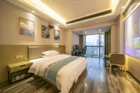 Yiyang Lugu Lake Hotel