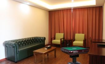Zhonghao Business Hotel