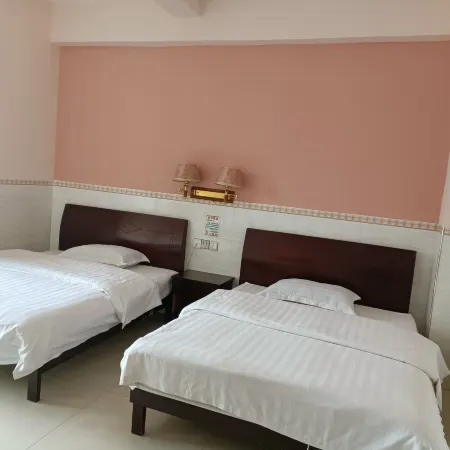Pingguo Lvyuan Hotel