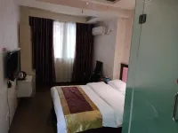 Bazhong Youyuan Business Hotel - Inns