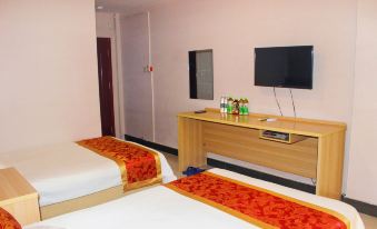 Yongcheng Zhongxin Hotel