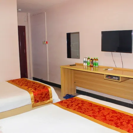Yongcheng Zhongxin Hotel