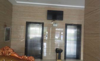 Pingtang Century Business Hotel