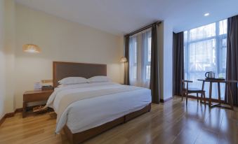 Huaxinong Villa Hotel