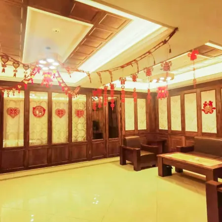 Tonghe Jingxi Hotel