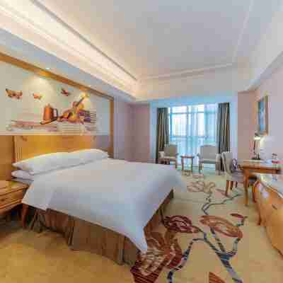 Vienna Hotel (Nanxiong Times Plaza) Rooms