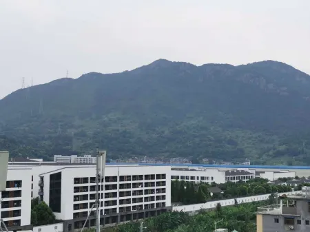 Fu'an Hongning Hotel Отели рядом со станцией Fuan Railway Station