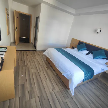 Kangyu Business Hotel