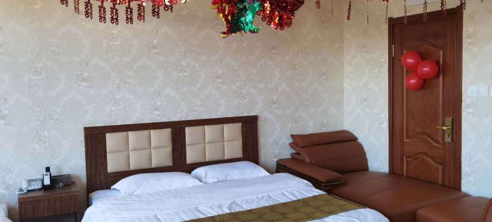 Wengniudqi Laohahe Business Hotel Hotels in Ongniud Banner