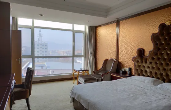 青龍四合商務酒店