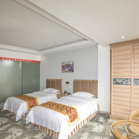 Longli Yuelong Kangji Resort Hotel