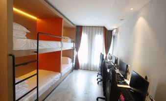 Daqing Jijing Electro-sports Hotel