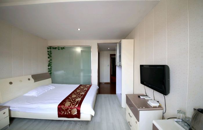 Ningguo Royal Express Hotel