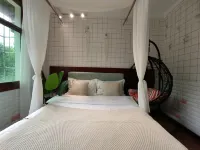 Unique Hotel